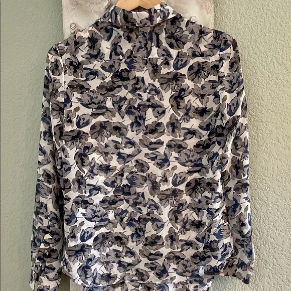 DONATED - Floral Banana Republic Shirt - Picture 3 of 8